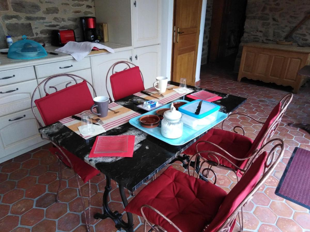 L'Tas De Cailloux Bed & Breakfast Cancale Dış mekan fotoğraf